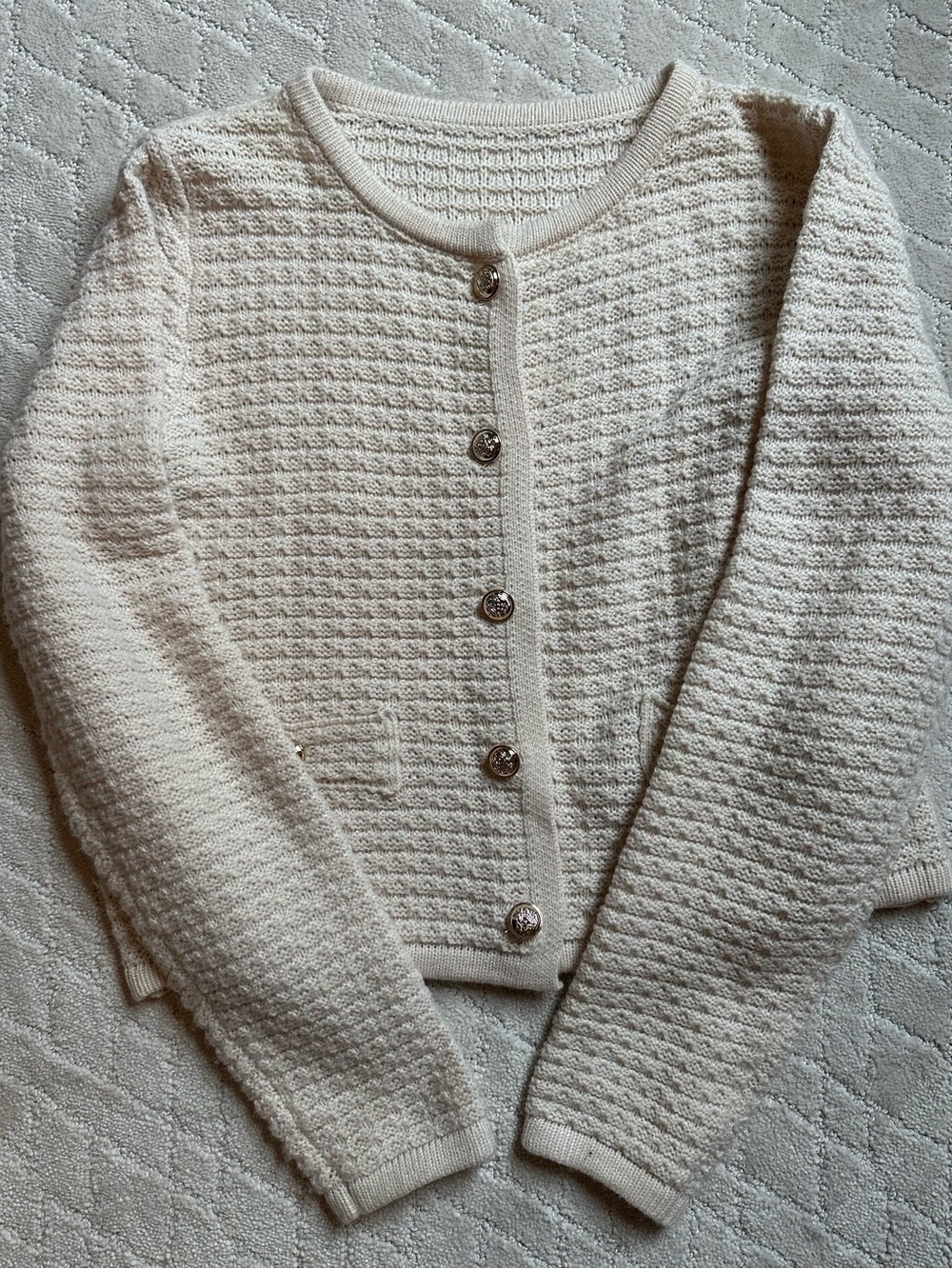 XS Classic Cream Textured Button-Front Women's Sweater